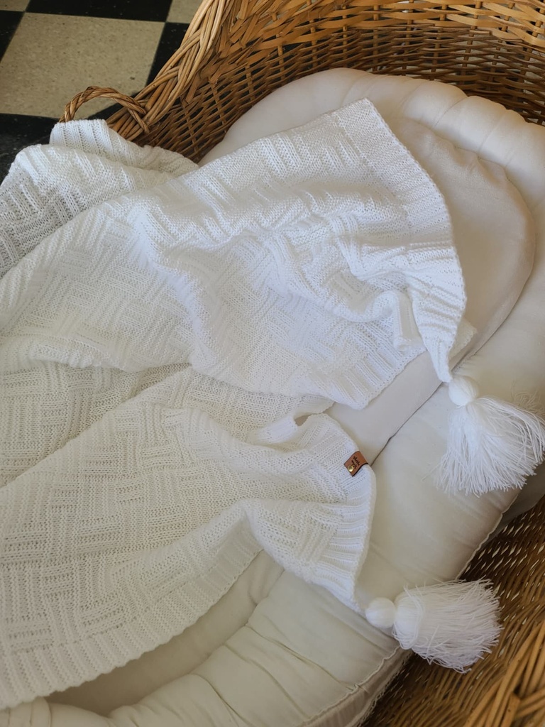 REBOZO TEJIDO POMPONES