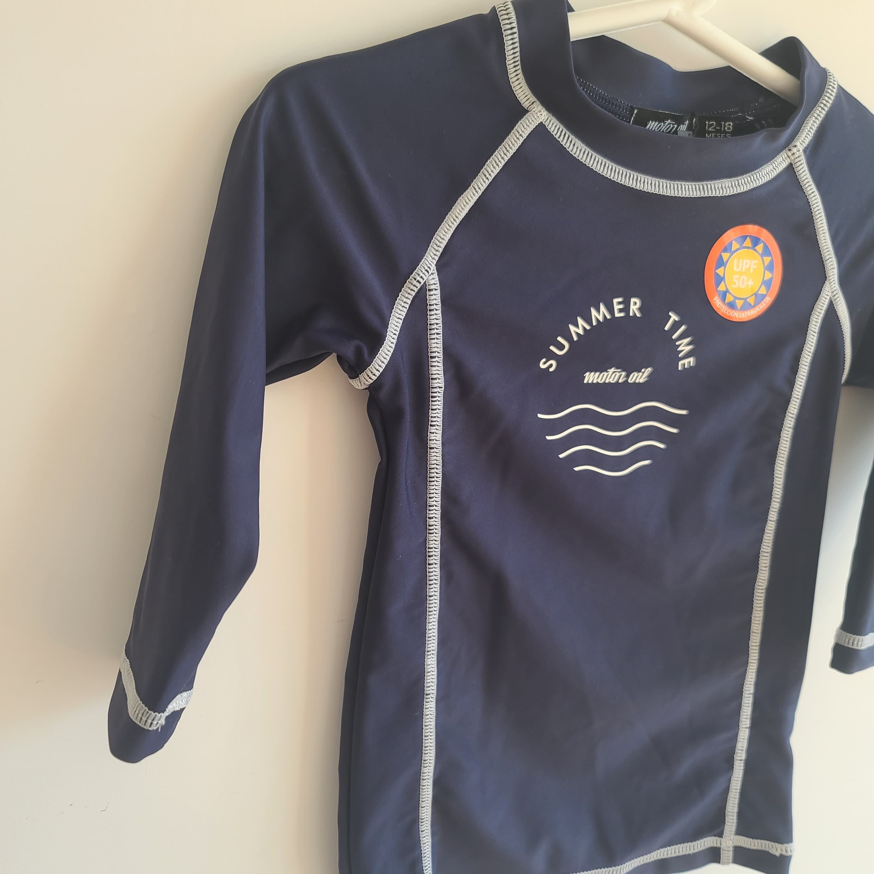 REMERA CON FILTRO
