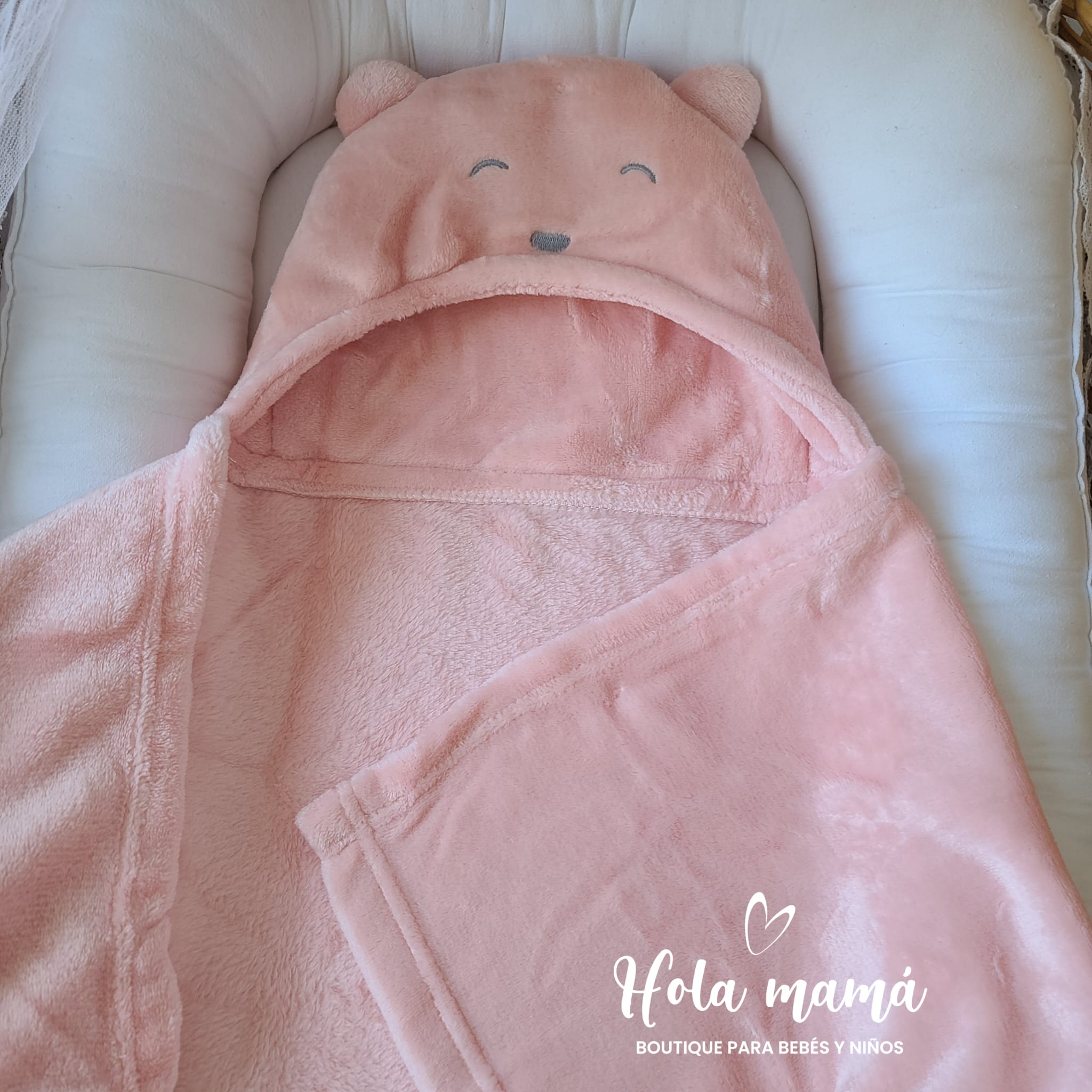 MANTA CON CAPUCHA MICROPOLAR