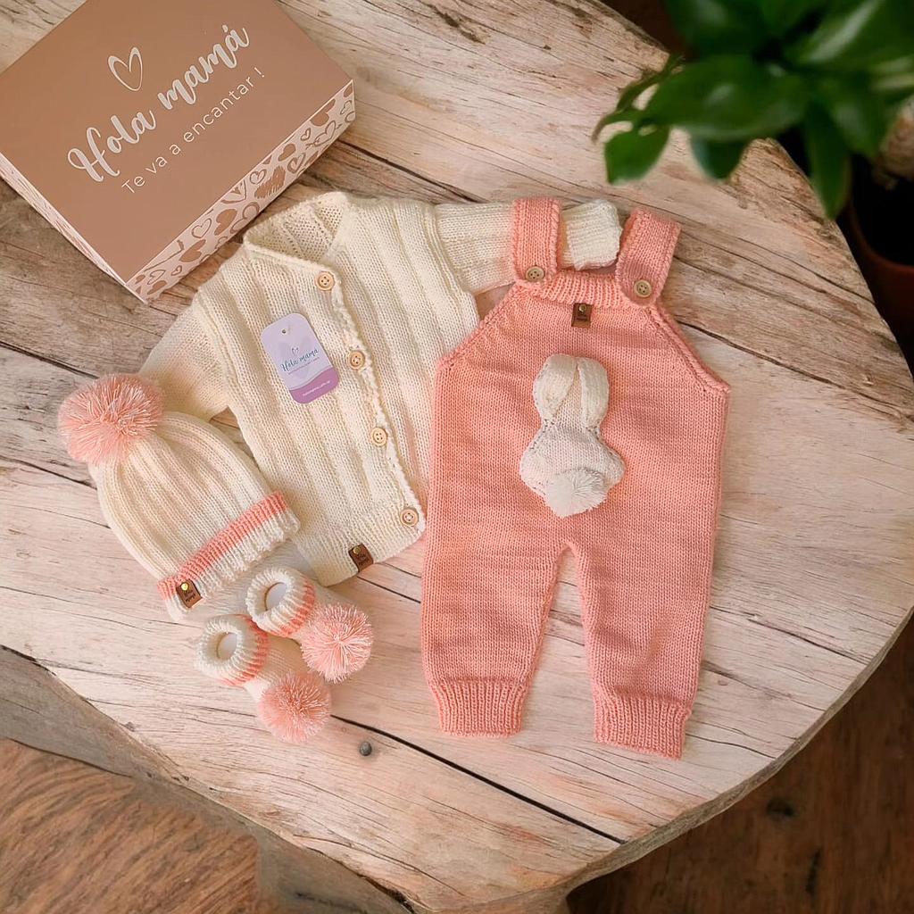 PRIMER MUDA CONEJITO