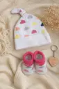 SET DE  GORRA Y MEDIAS NUBE