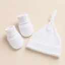 SET GORRO Y ESCARPINES BLANCO