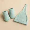 SET GORRO Y ESCARPINES VERDE