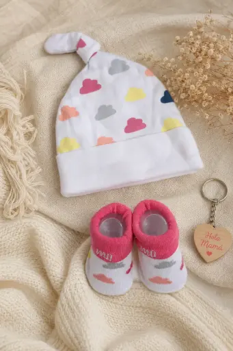 [HM-000838] SET DE  GORRA Y MEDIAS NUBE